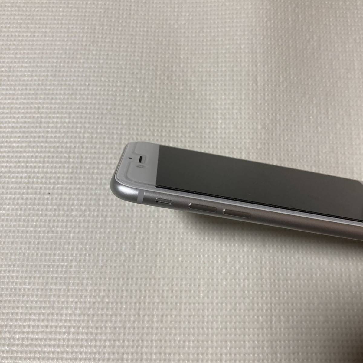 超美品 SIMフリー iPhone8 64GB シルバー ロック解除済 バッテリー最大