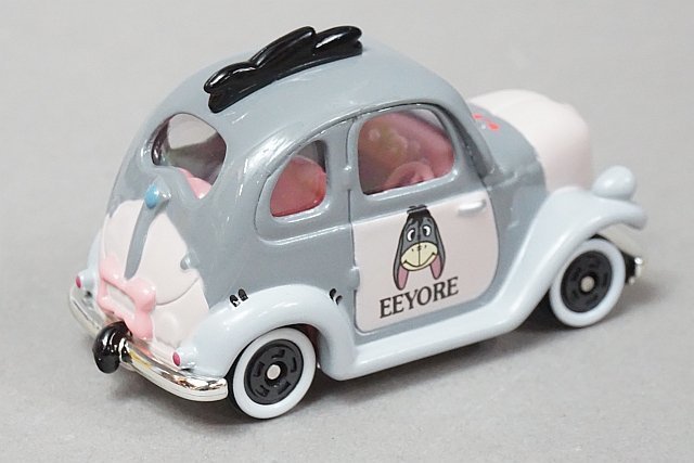 TOMICA トミカ イーヨーのクラシックカー ディズニービークル