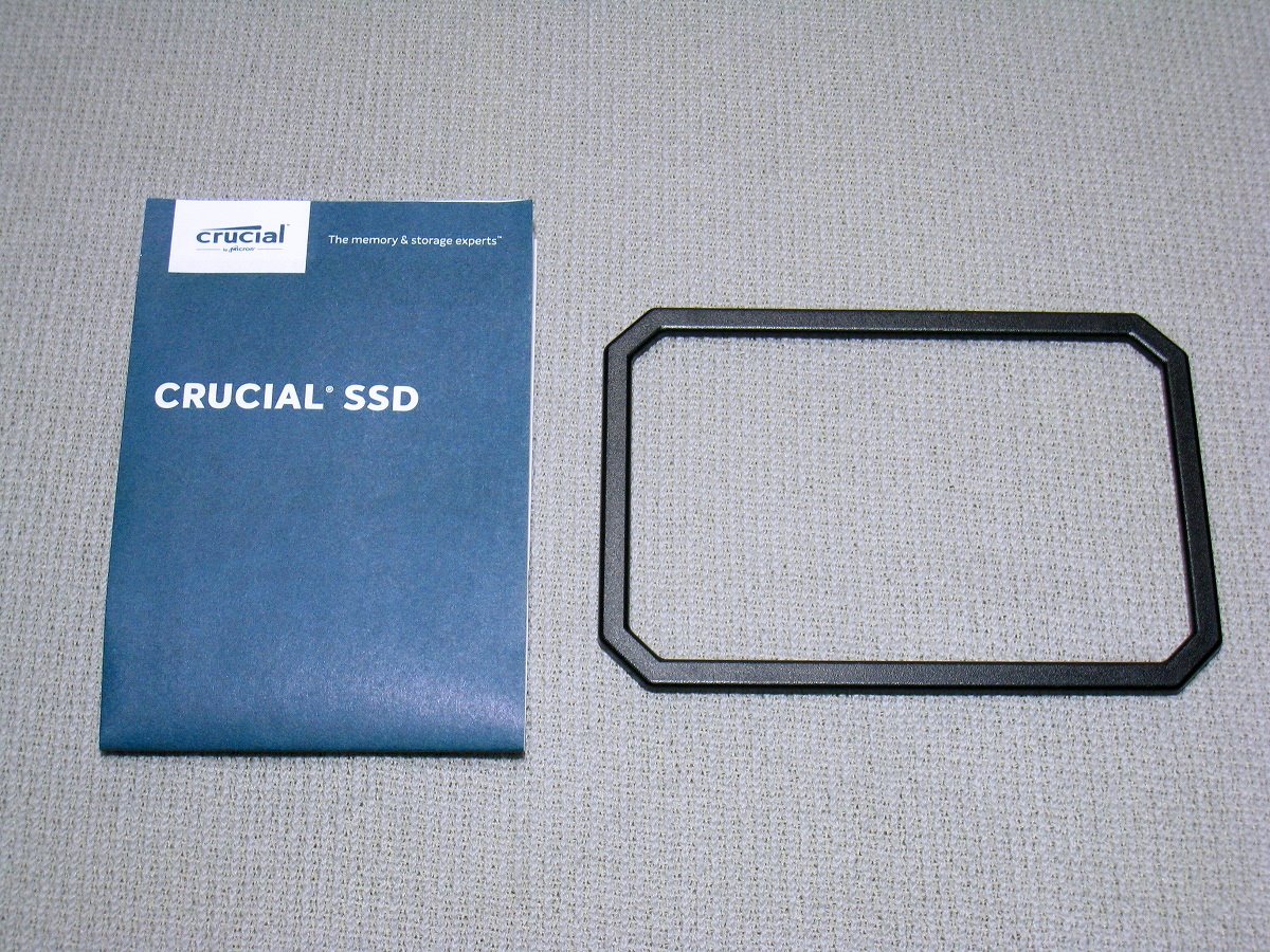 中古】Crucial SSD MX500 1000GB (1TB) 内蔵2.5インチ 7mm