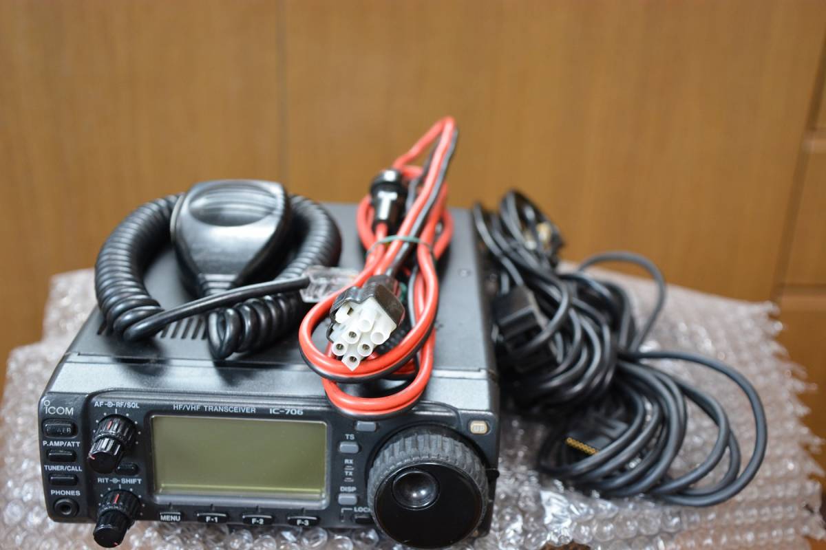 ICOM IC-706 HF/50MHz/144MHz ALL MODEトランシーバー IC-706 ICOM HF
