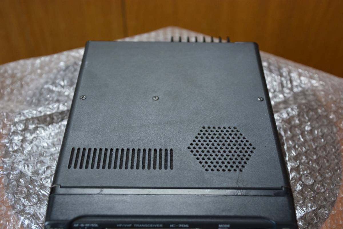 ICOM IC-706 HF/50MHz/144MHz ALL MODEトランシーバー IC-706 ICOM HF