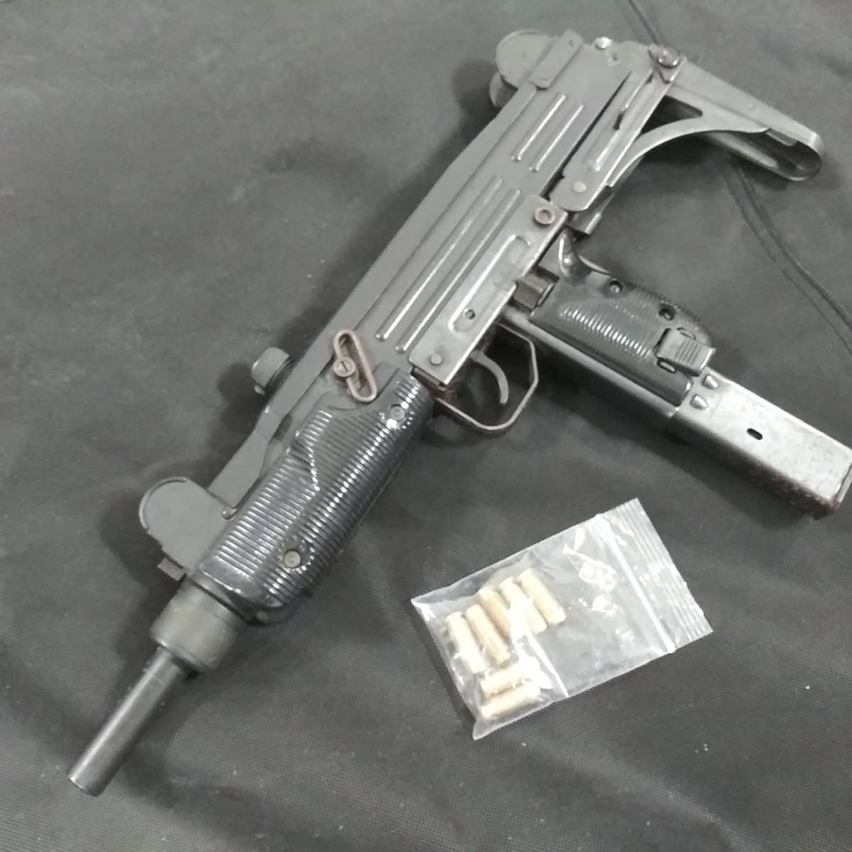 SMG合法品　マルシン製　ウージー　uzi マシンガン　金属グリップフレーム　ダイキャスト製