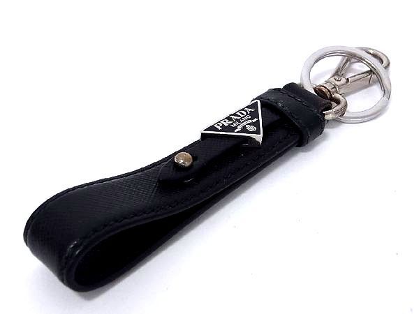 極美品　プラダ　PRADA　キーリング　チャーム　ブラック　ロゴ 1円 PRADA プラダ サフィアーノレザー ロゴプレート キーホルダー