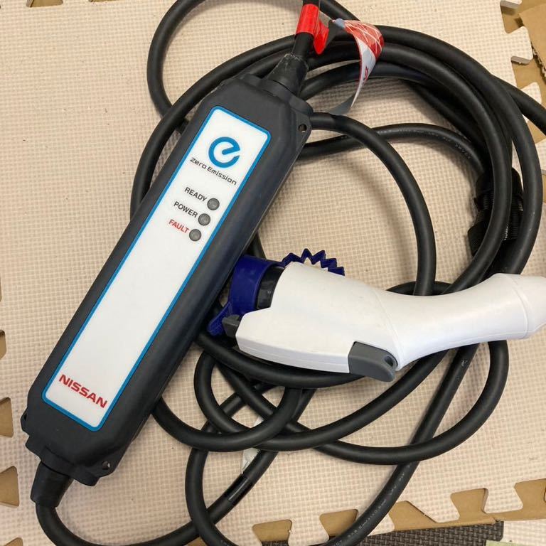 充電ケーブル 日産純正 リーフ等 送料無料 6WX0A リーフ 充電ケーブル