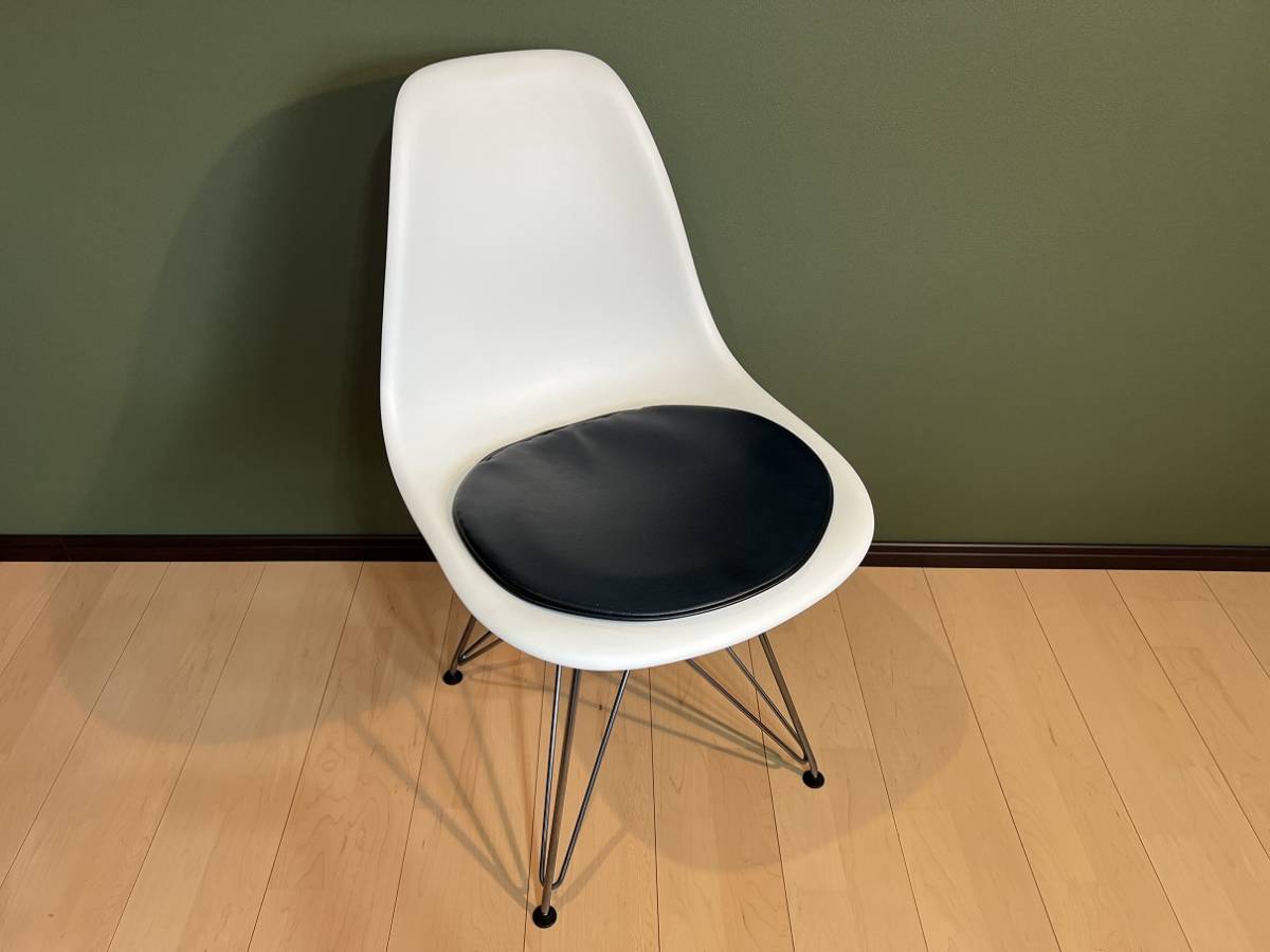 イームズ ハーマンミラー サイドシェルチェア エッフェルワイヤー