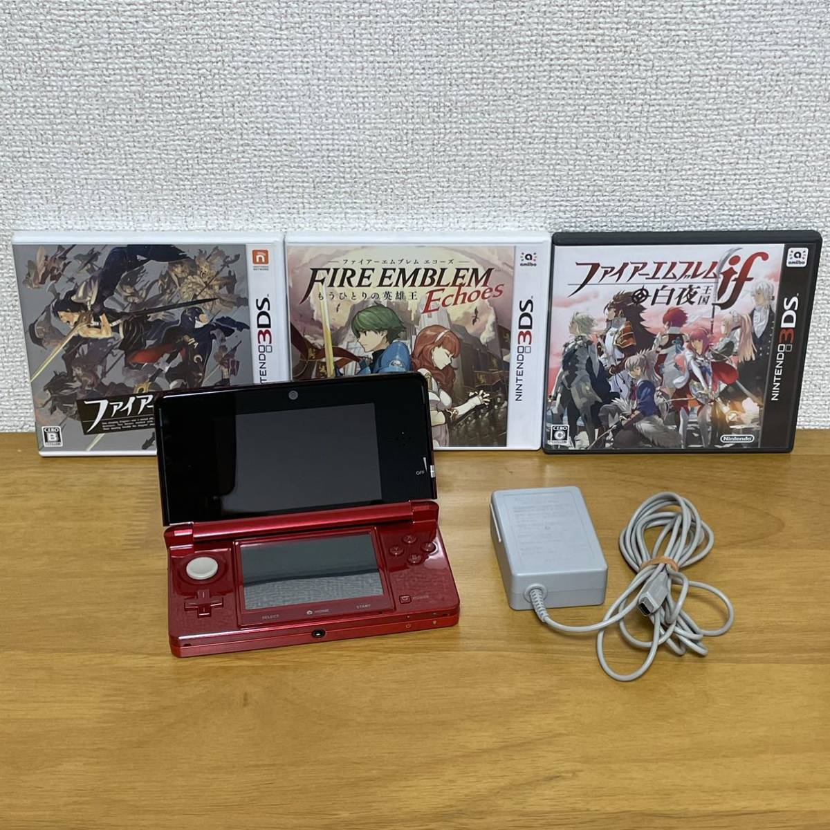 ニンテンドー3DS本体 CTR-001 ソフト3本まとめて ファイアーエムブレム 覚醒 Echoesもうひとりの英雄王 if白夜王国
