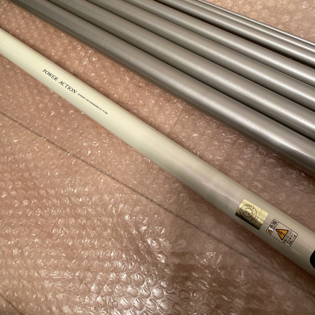 RYOBI スーパーチタン 友水仙 抜 T-Ⅱ 硬調 90 パワーのある竿です。盛