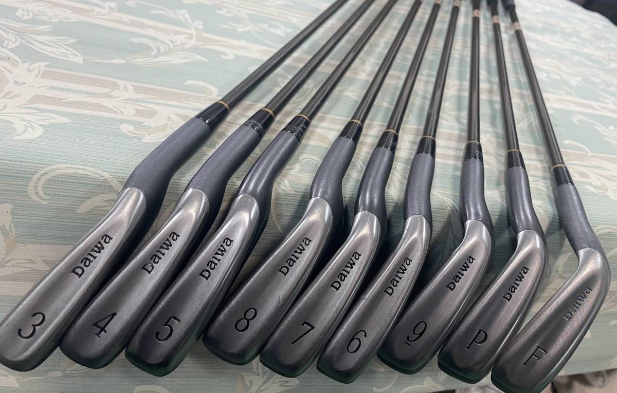 ☆レア☆ダイワ Daiwa CARBOREX KEVLAR SF アイアン 3～F 9本 カーボン R☆