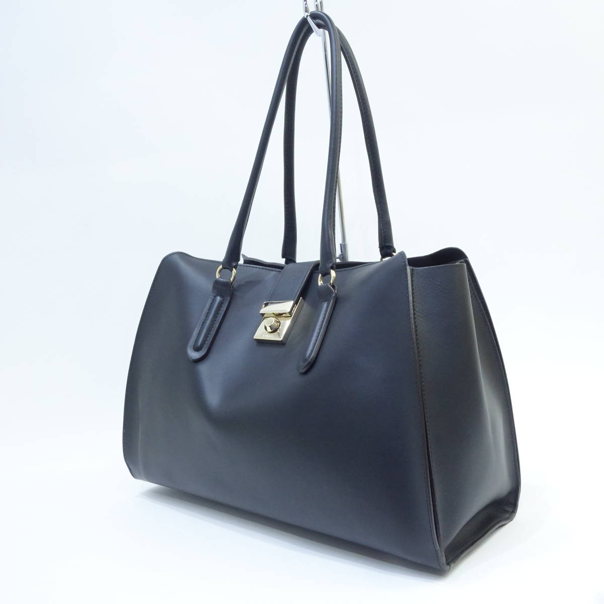 148♭FURLA フルラ ミラノ トートバッグ ブラック ※中古