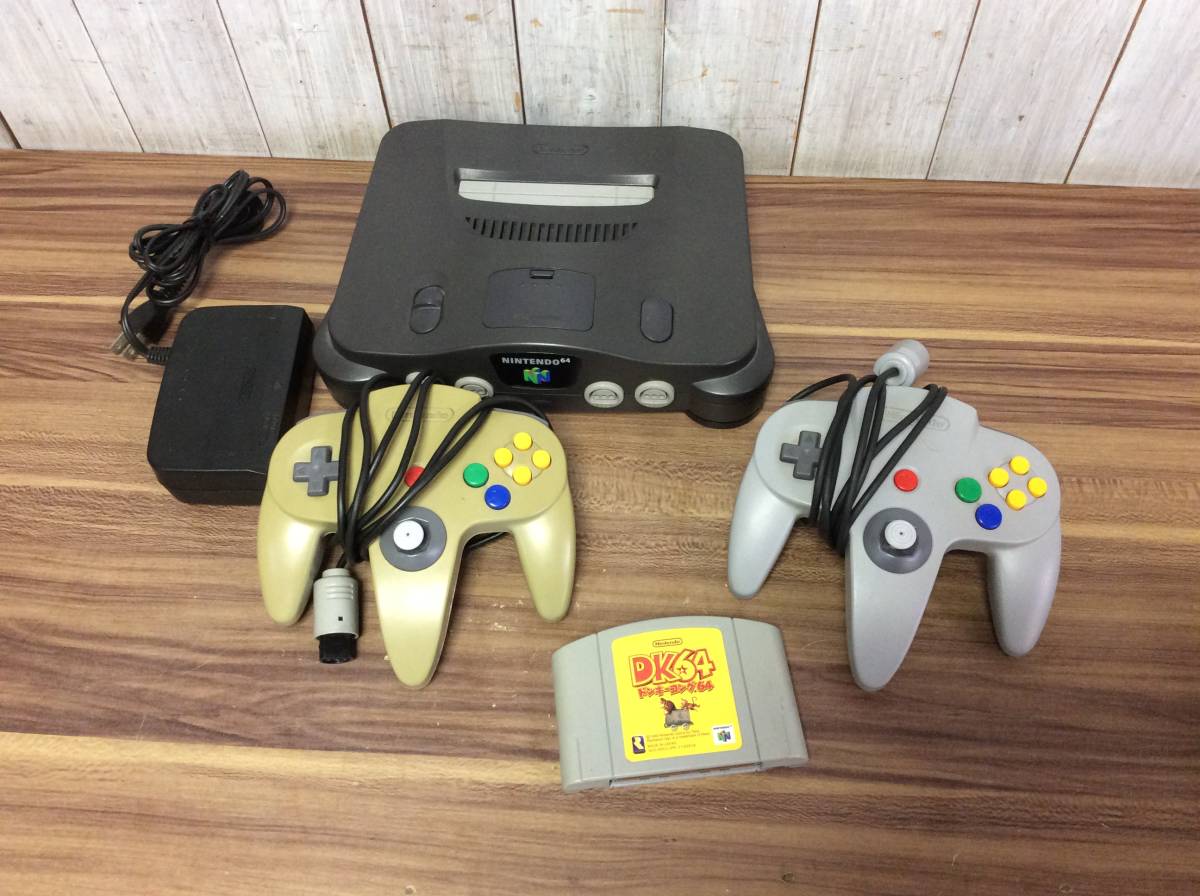 【WH-6466】中古品 ジャンク扱い 任天堂64本体 + コントローラー2個 + ゲームソフトセット ドンキーコング64 ビデオケーブル無し