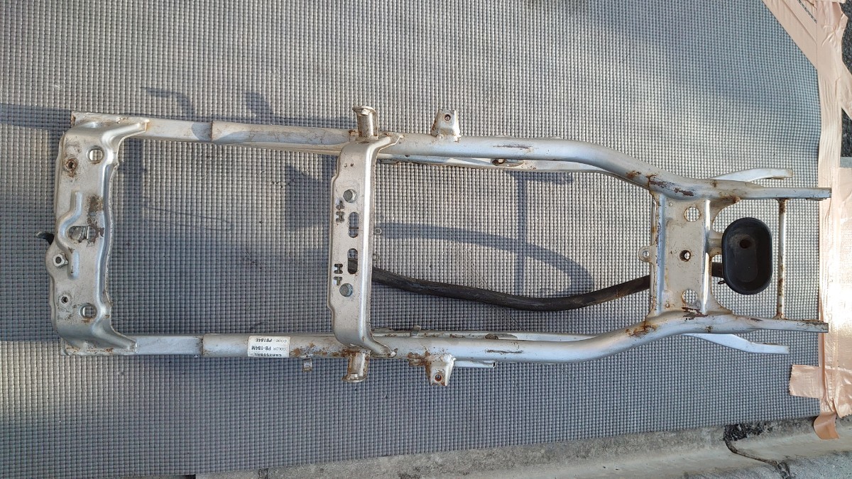 実働取り外し】100円スタート！CBR250RR MC22前期型純正シートフレーム 