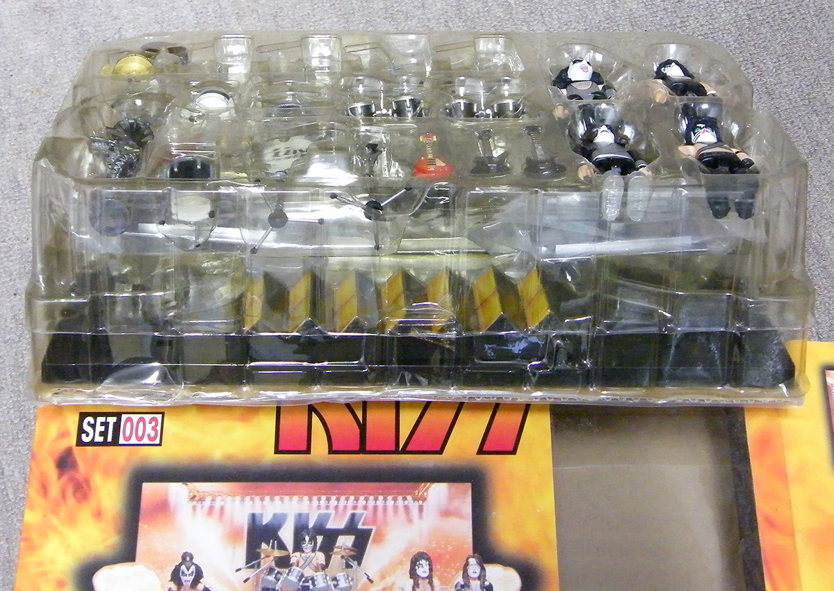 KISS」 フィギュア ステージセット SMITI 未開封 美品 希少♪ 2025年