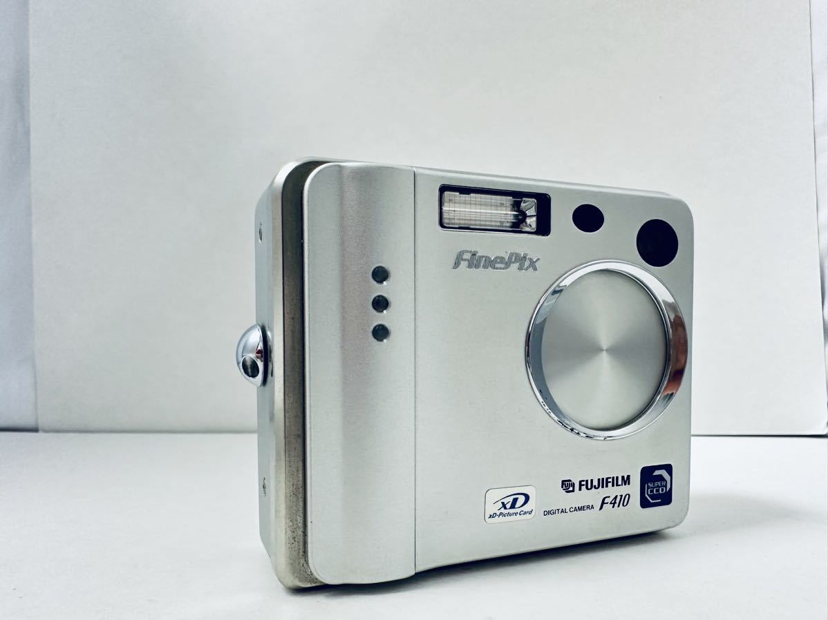 CGK148T Nikon ニコン デジタルカメラ ミラーレス一眼 J1 Nikon