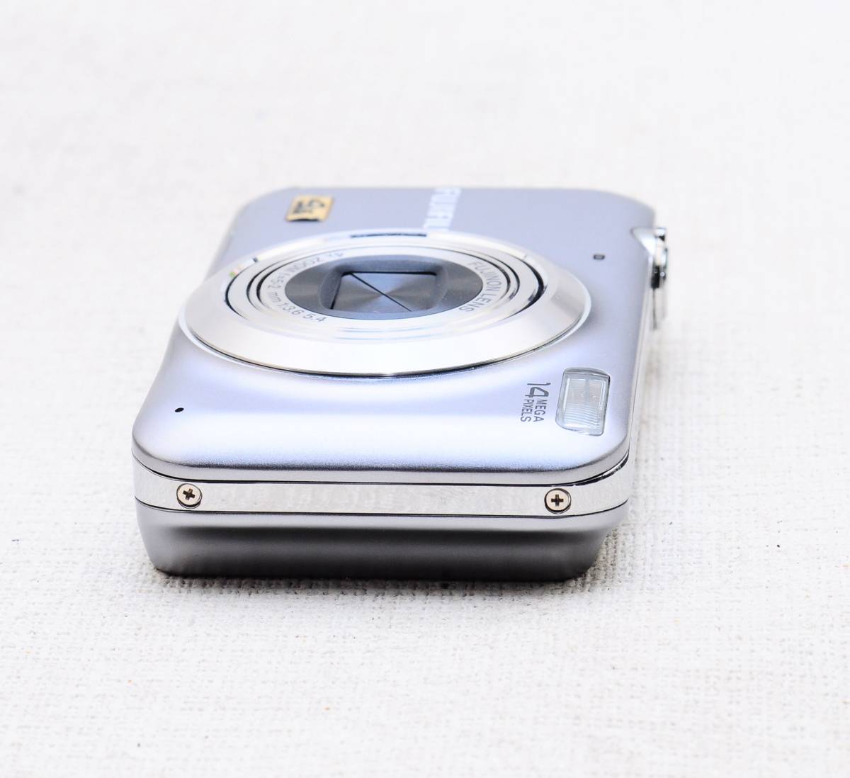 極美品　動作品　富士フィルム　ファインピックス　JX180 シルバー Amazon | FUJIFILM デジタルカメラ FinePix(ファインピックス) JX180