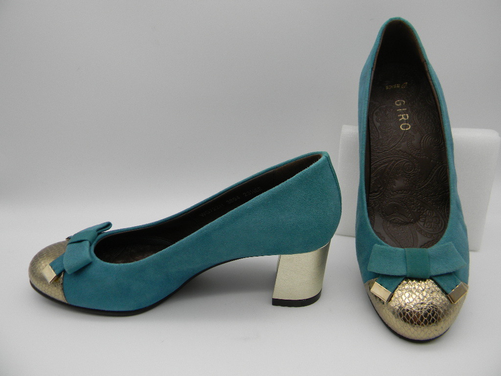 ○◎【 GIRO by asics 】◆革パンプス（２３．５ｃｍ）アシックス スエード グリーン ゴールド