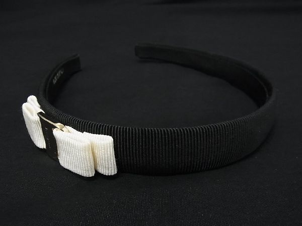 1円 ■極美品■ Salvatore Ferragamo フェラガモ ヴァラリボン カチューシャ ヘアアクセサリー レディース ブラック系 AK2856ヌオ