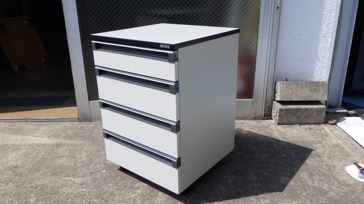 ★即決！サカエ●実験台用キャビネット●研究用●ワゴン●4段●サイドワゴン★キャビネットワゴン