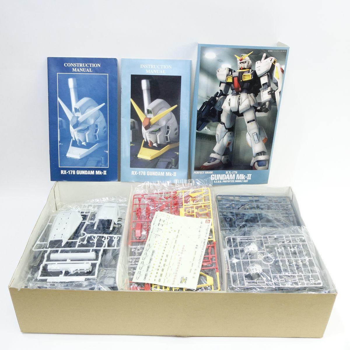 072 【内袋未開封】PG 1/60 RX-178 ガンダム Mk-II エゥーゴ