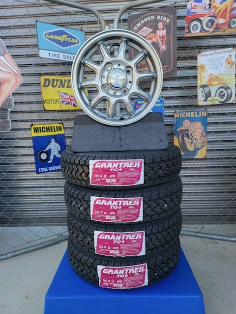 RAYSレイズGriffony15インチ ホイール４穴５．５j+ 45 RAYS Griffony レイズ グリフォニー 15×5.5JJ +45 PCD100 4穴 A⁄X