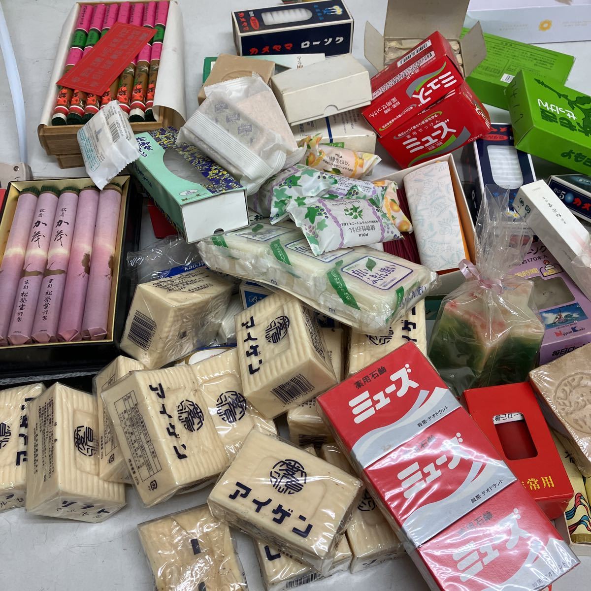 固形石鹸 線香　ろうそくなどまとめ売り　No.16