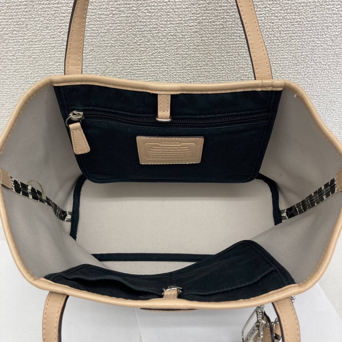 コーチ　2way トートバッグ　パークメトロドリーム シグネチャー　F26201 ♪ COACH コーチ 2WAY メトロドリームシグネチャー柄 トートバッグ