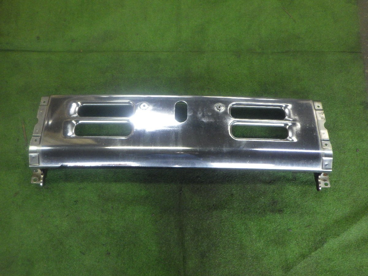 三菱　H58A　パジェロミニ☆フロントバンパー☆中央のみ☆メッキ☆Y8896☆S234