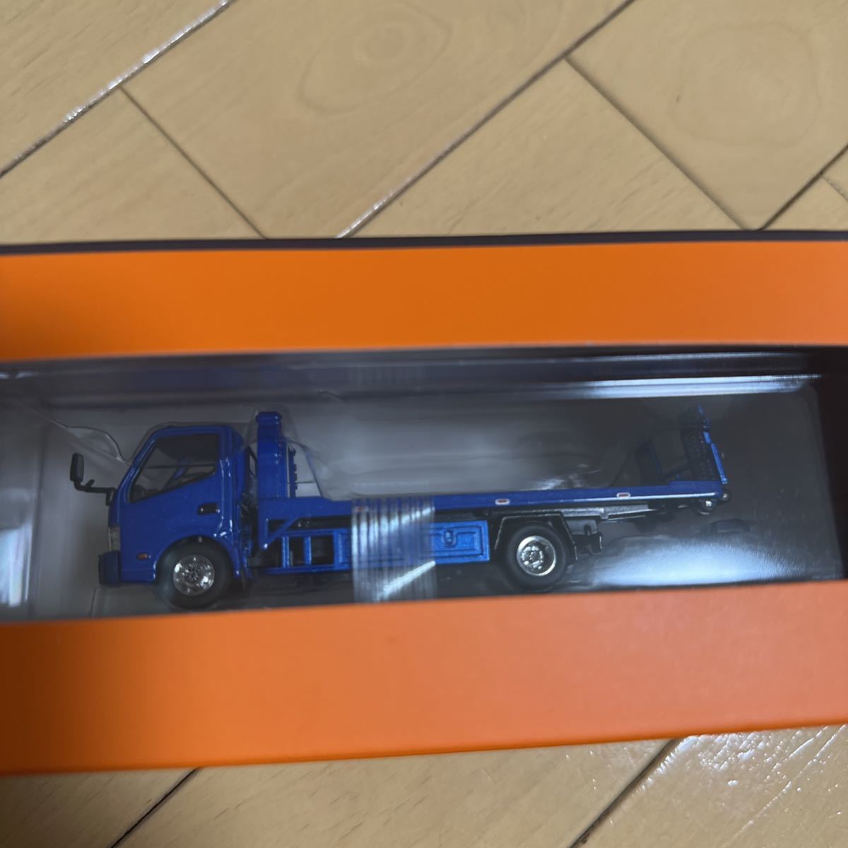GCD 1/64 #47 HINO 300 WRECKER TRUCK 青メタ 日野 レッカートラック