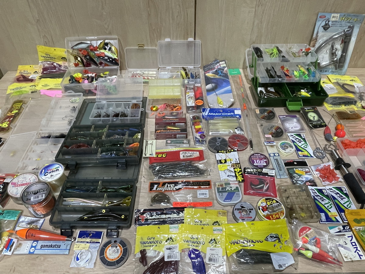 24-12】釣り道具 まとめ売り ルアー 釣り糸 浮き おもり 24-12】釣り道具 まとめ売り ルアー 釣り糸 浮き おもり
