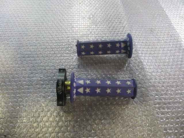 A5AF17 CB400SF 軽スロ グリップ NC31 Y