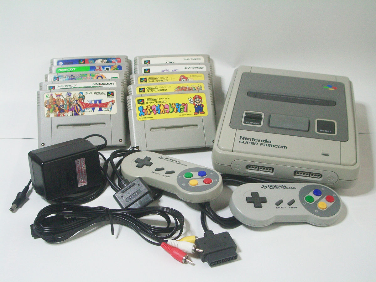 スーパーファミコン・付属品一式とゲームカセット１０個（清掃後動作確認済み）
