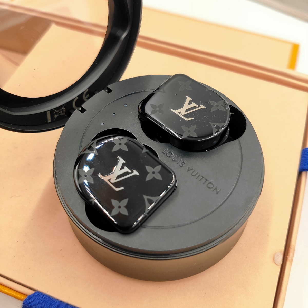 LOUIS VUITTON ルイヴィトン ホライゾン ワイヤレス イヤホン