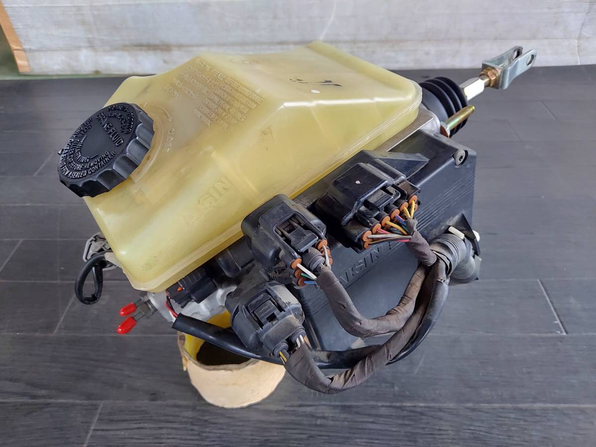 ジャンク トヨタ プログレ JCG10 2001年 純正 ブレーキマスター ABS