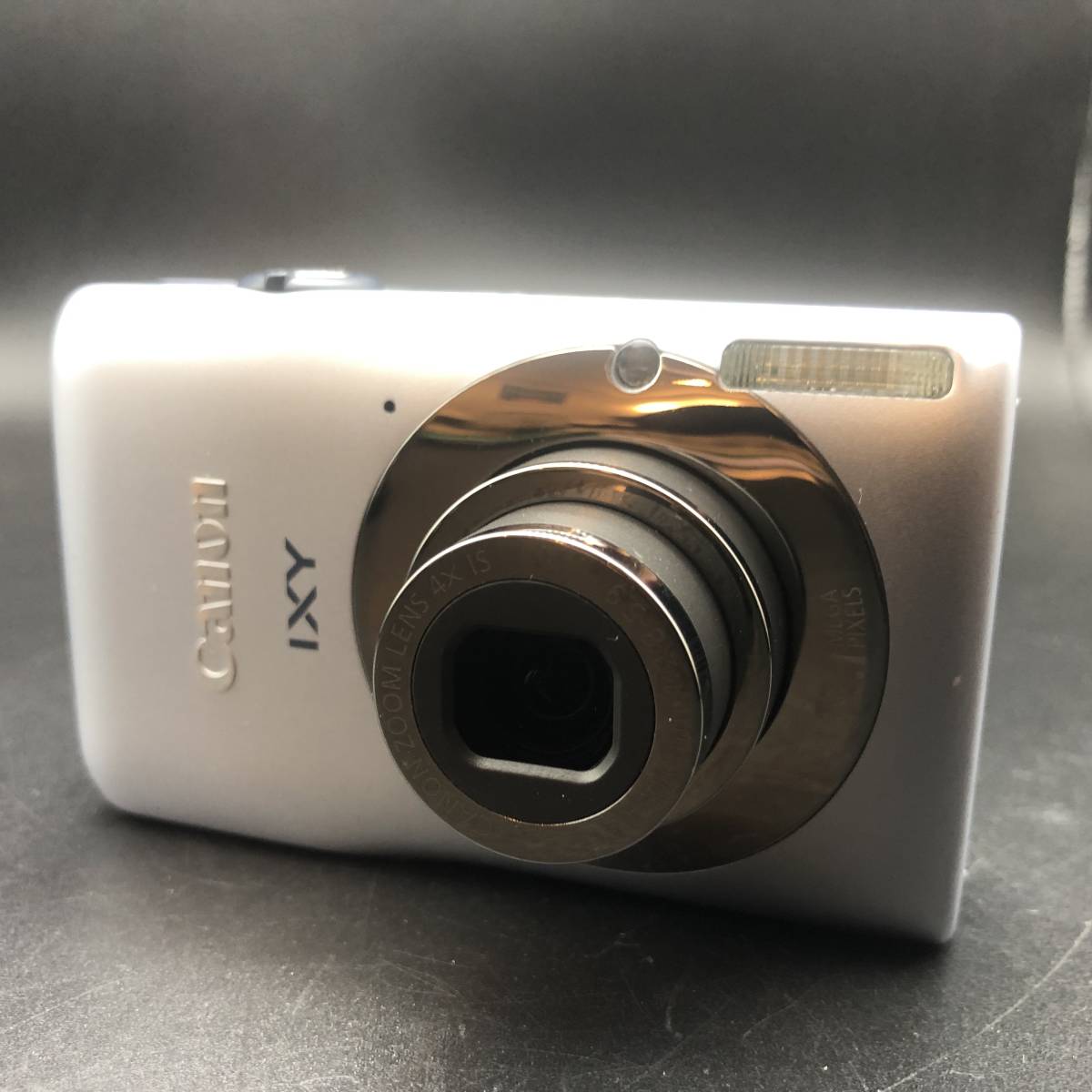 ◇【Canon キヤノン】IXY 200F コンパクトデジタルカメラ シルバー