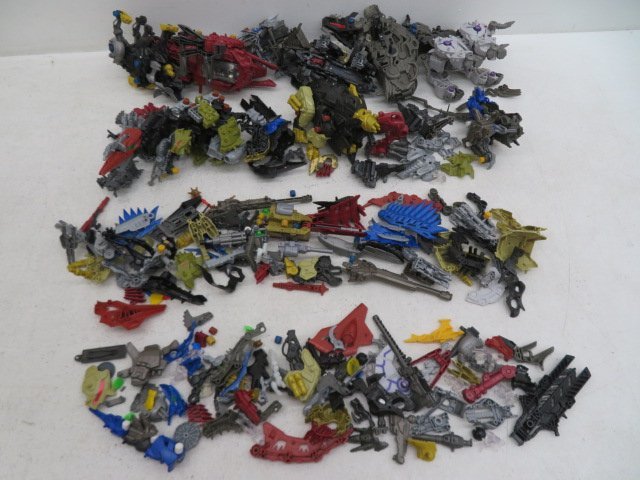 ポスター欠品(未組立)プラモデル コトブキヤ 1/72 RZ-028 ブレード