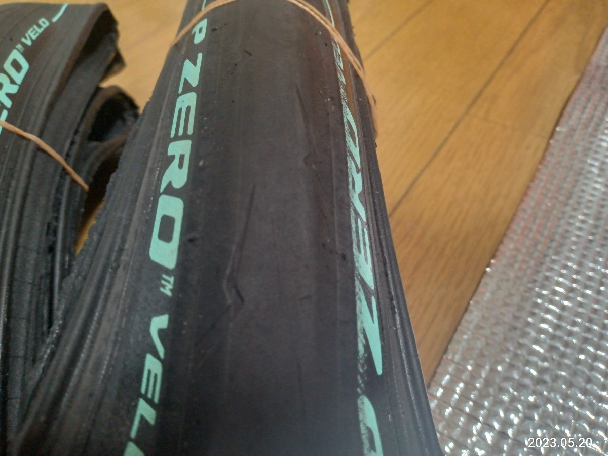 PIRELLI(ピレリ) P ZERO VELO クリンチャータイヤ (700x25C， 2本セット)