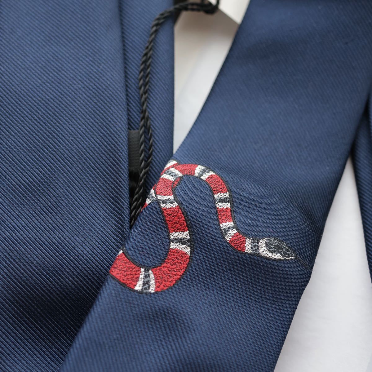 未使用 GUCCI グッチ ネクタイ スネーク 蛇 【公式通販】