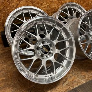 BBS RS GTのYahoo!オークション(旧ヤフオク!)の相場・価格を見る