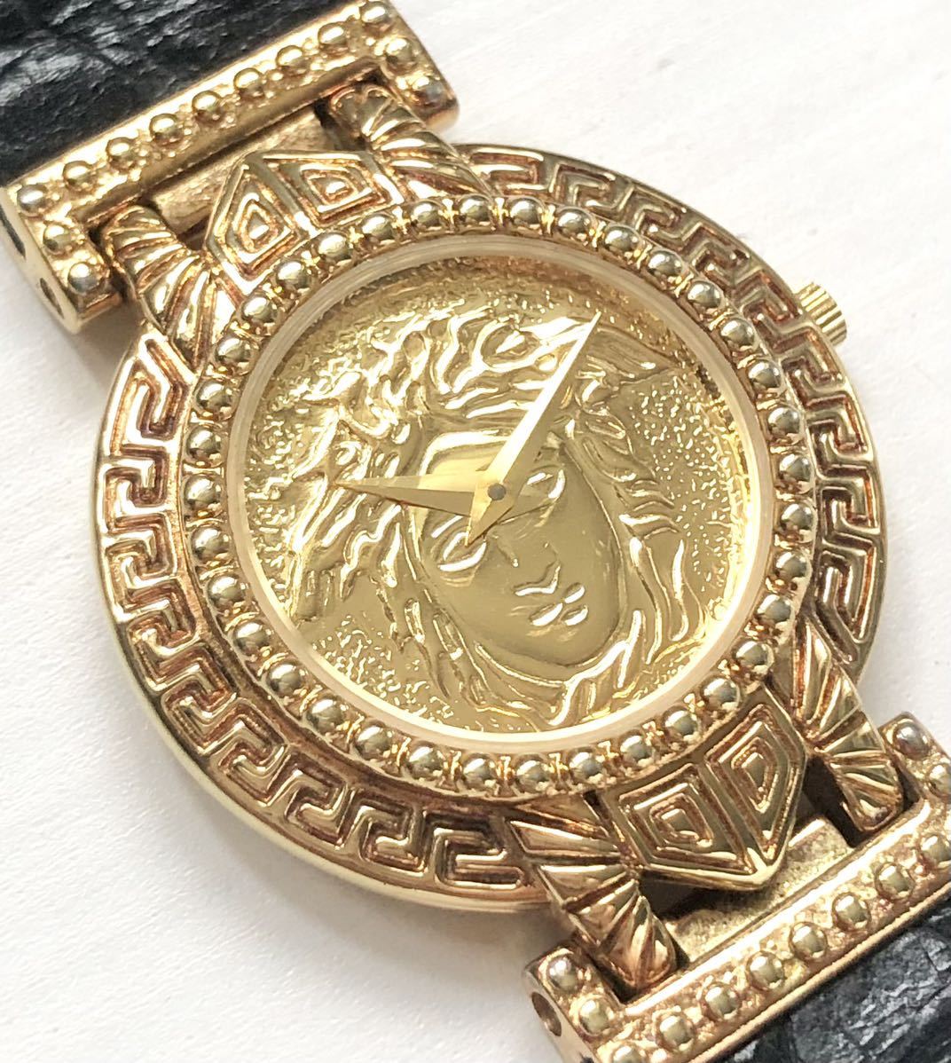 1円 A GIANNI VERSACE ジャンニ ヴェルサーチ GOLD PLATED G10 ゴールドモデル メデューサ クォーツ メンズ レディース 腕時計 61674092