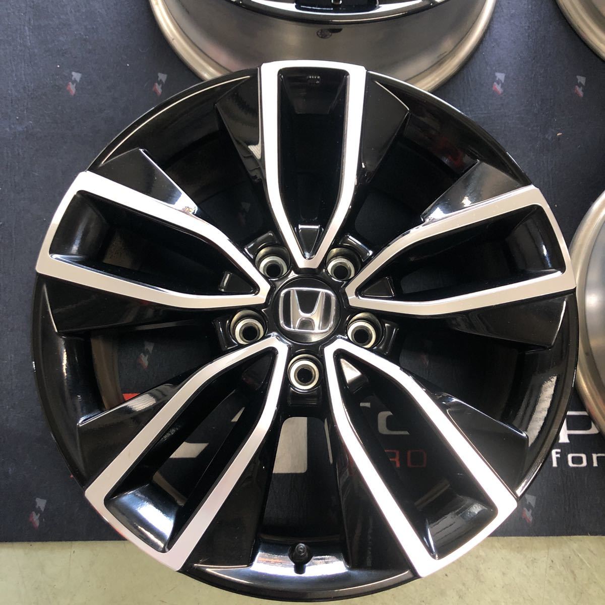 ホンダ ヴェゼル 18インチ 純正ホイール 4本セット タイヤ・ホイール