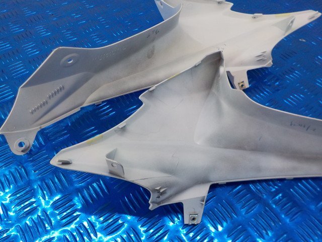 D235○〇☆中古 純正 スズキ GSX-R1000 アッパーカウル フロントカウル
