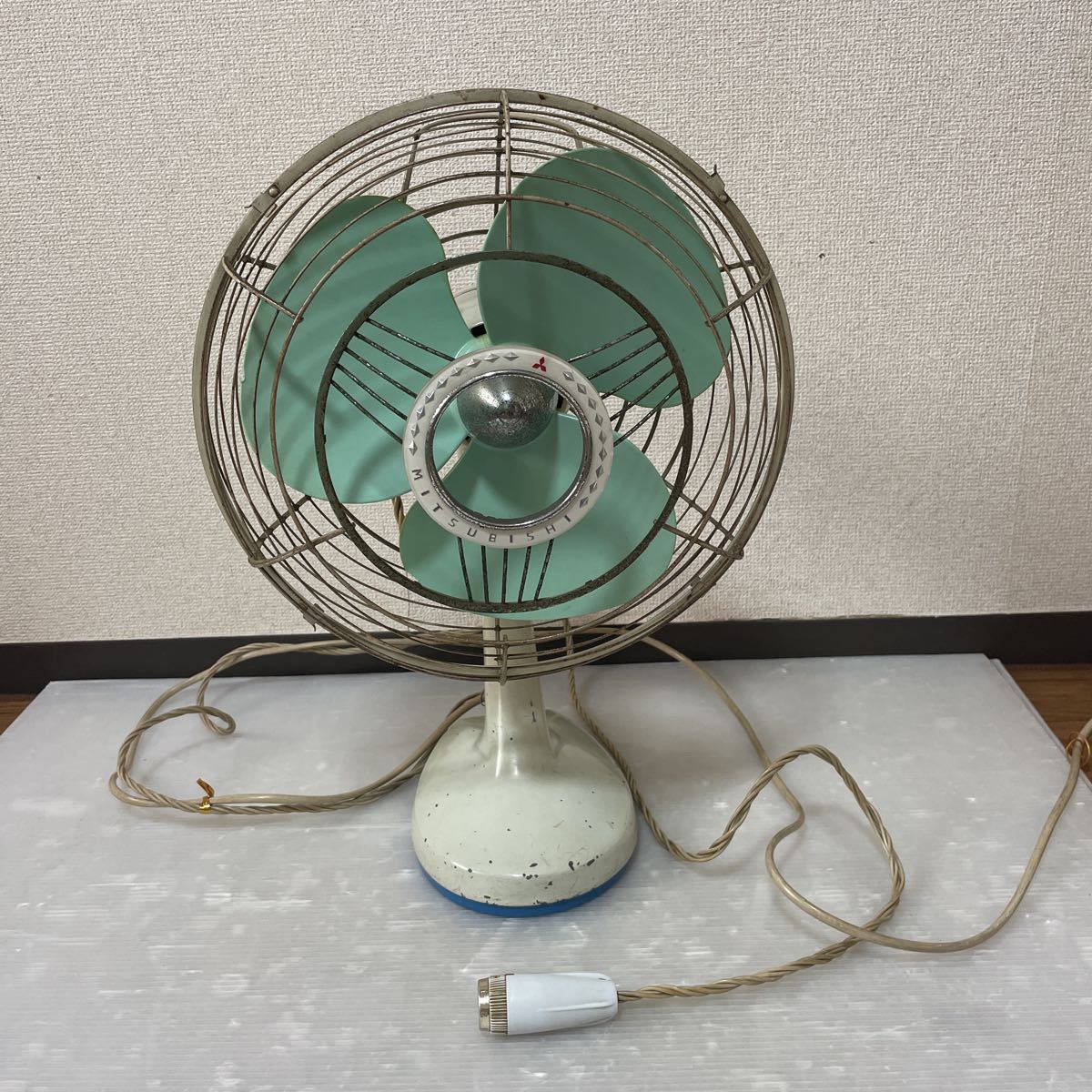 ⁄ 扇風機 三菱 (電化製品)の落札相場・落札価格 昭和レトロ 三菱の