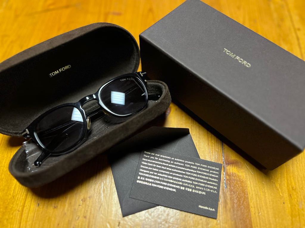 TOM FORD トムフォード [TF876-D 01B] 試着のみ ウェリントン
