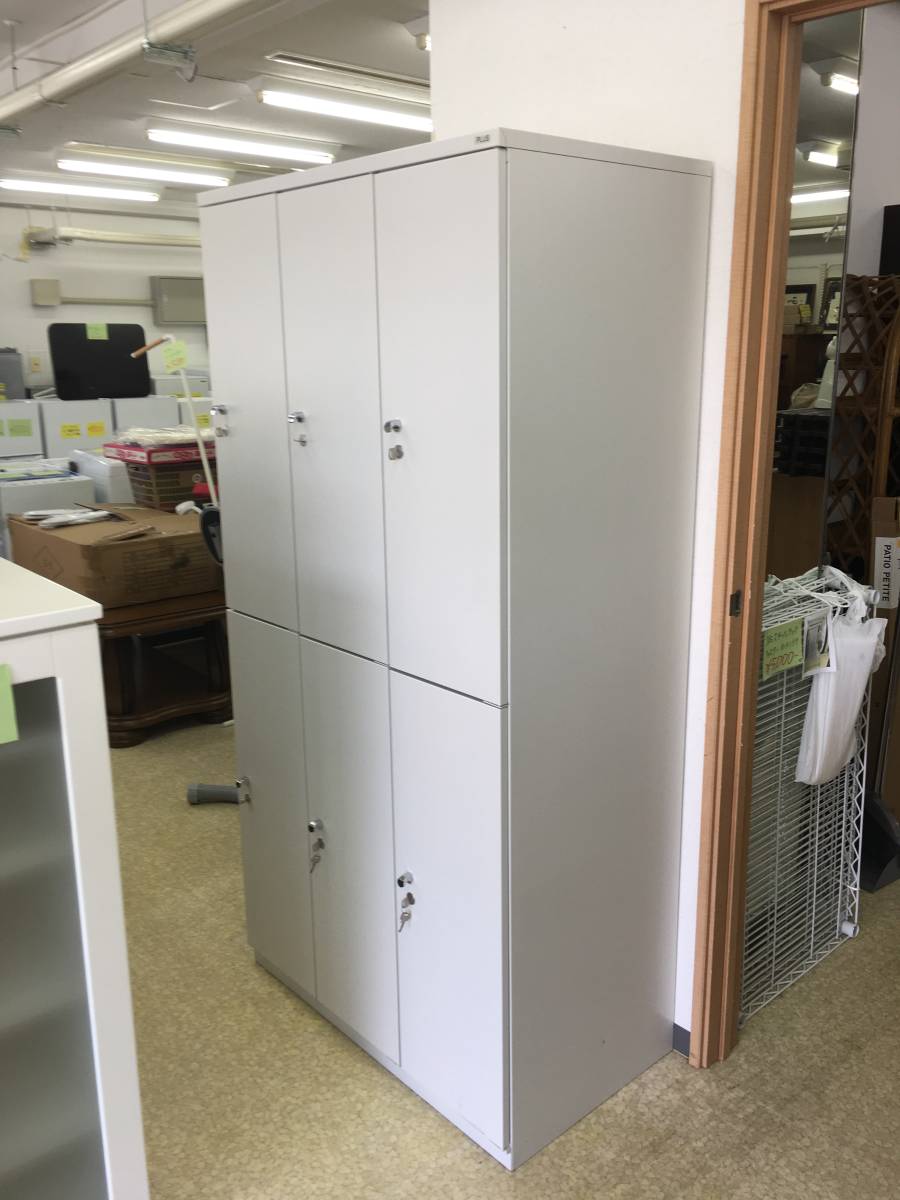 k)Plus プラス 6人用ロッカー 幅90cm奥行51.5+2.5cm高さ179cm 良品 