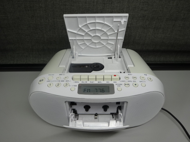 154 SONY CD ラジオ カセットレコーダー CFD-S51 ワイドFM 対応 AM