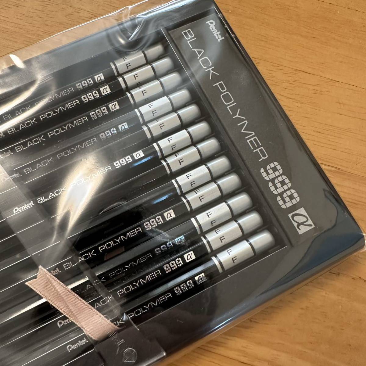 廃盤 Pentel ぺんてる 鉛筆 BLACKPOLYMER ブラックポリマー 999 α F 