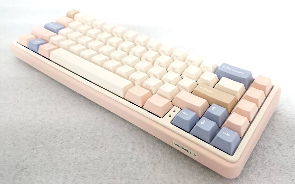 美品・一部キーキャップ交換】Varmilo（アミロ） 67 Minilo Mendozae 