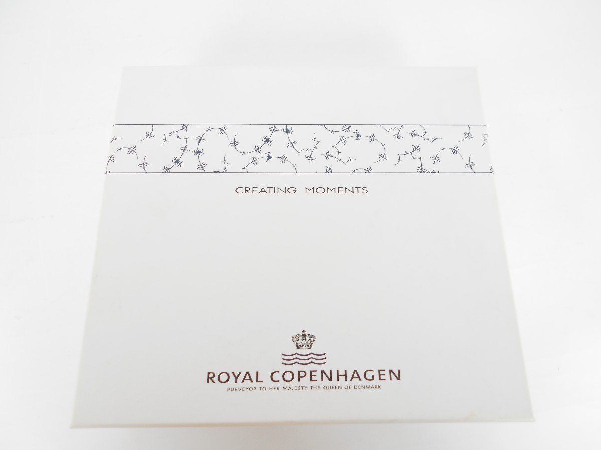 ●ROYAL COPENHAGEN ロイヤルコペンハーゲン 舟形 ホワイトハーフレース 353 サービスディッシュ オーバルディッシュ