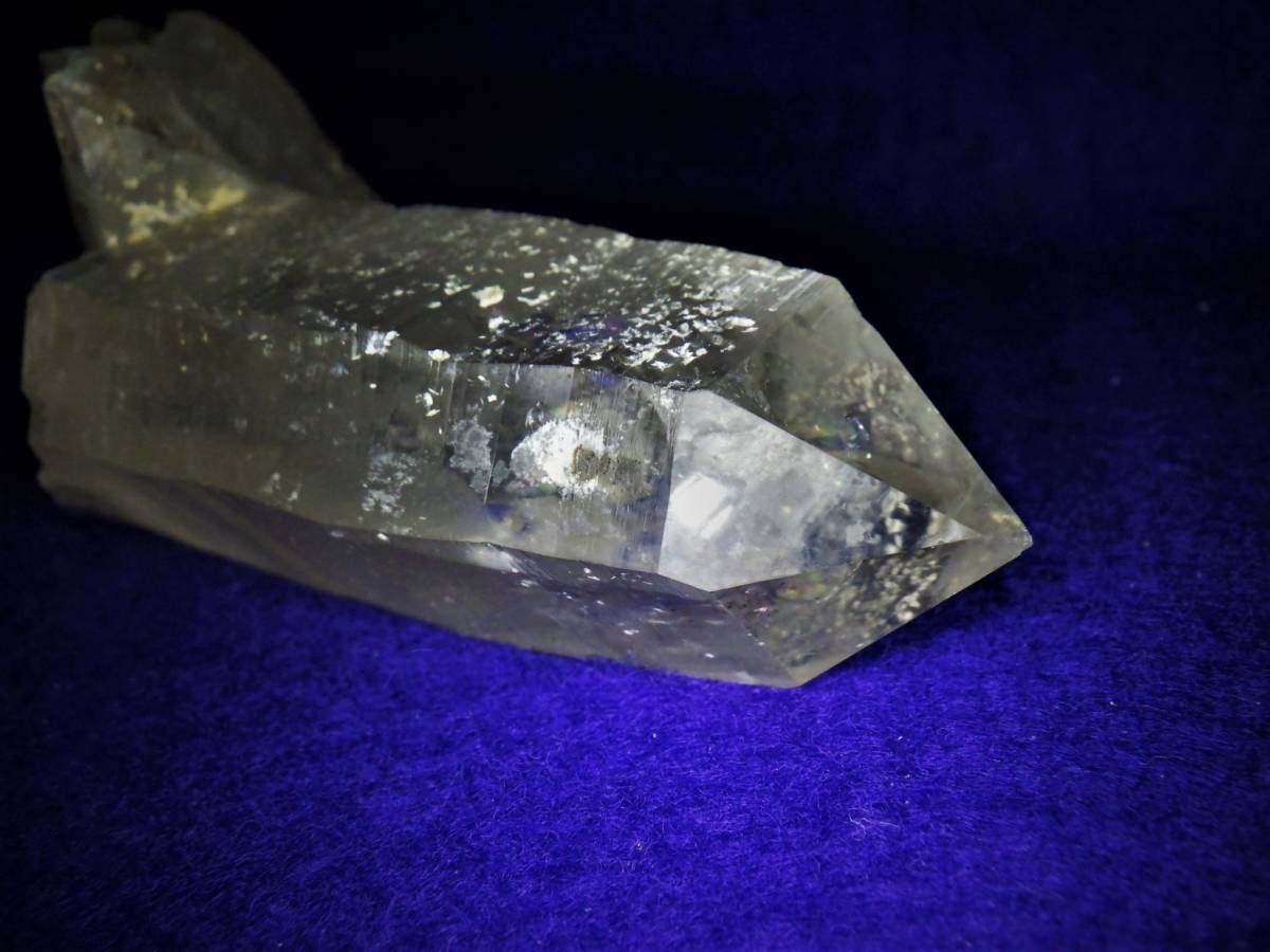 国産鉱物 山梨県黒平 煙水晶3本(原石)｜売買されたオークション情報 