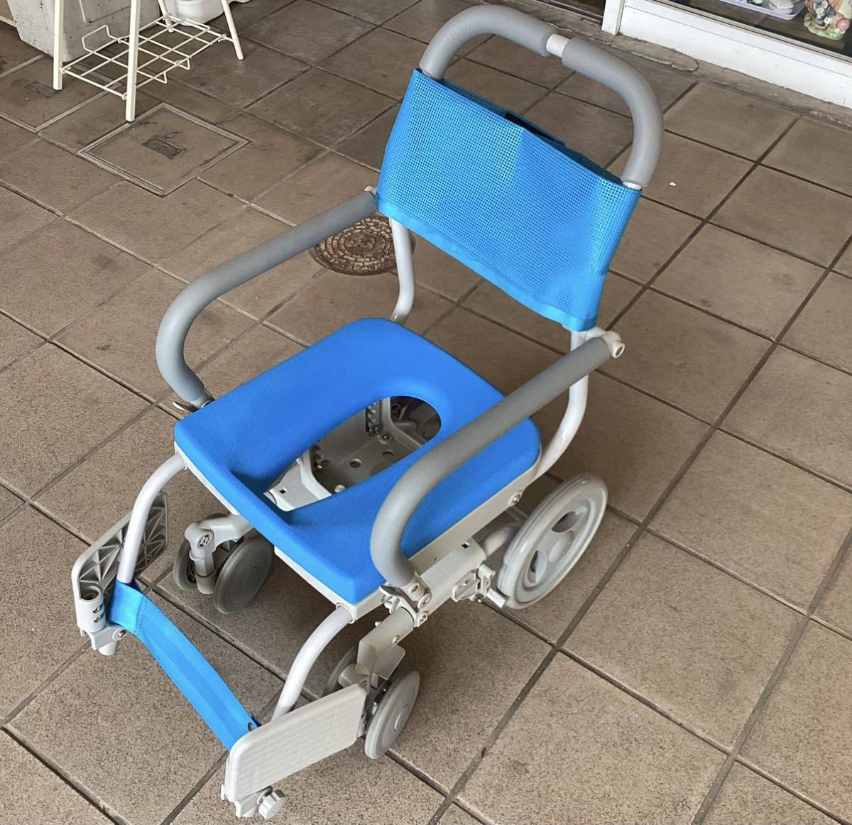 ウチエ シャワーラク シャワー車いす/シャワーキャリー チェア 介護