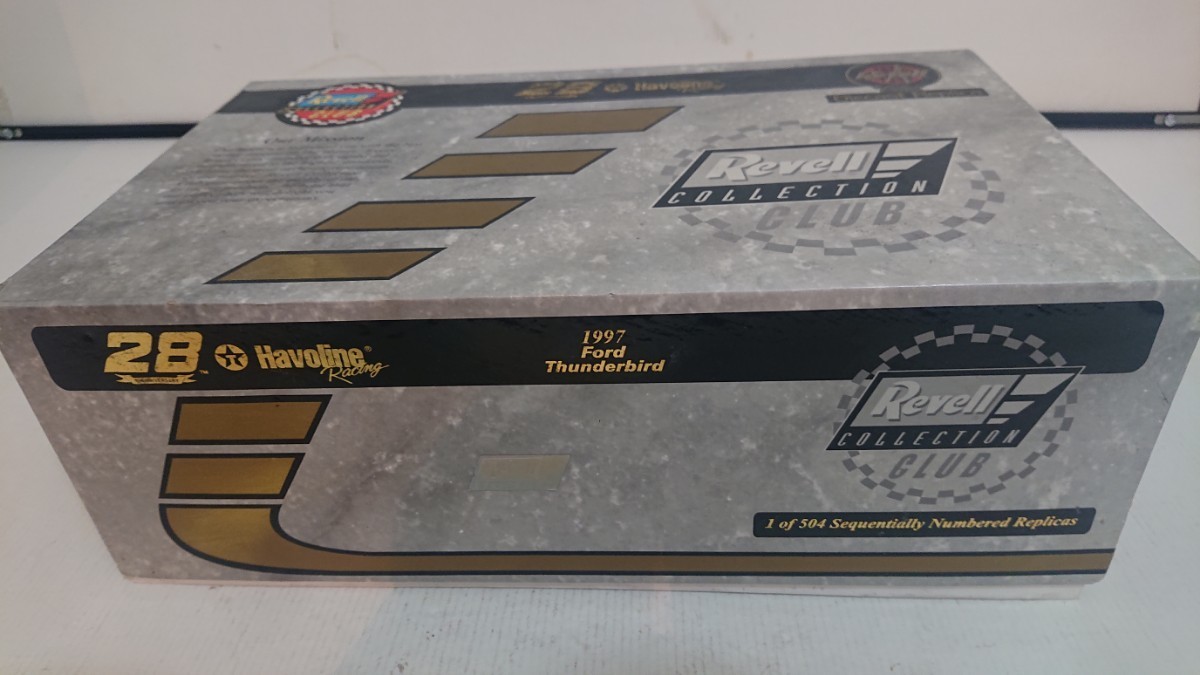 Revell Ford THUNDERBIRD Havoline #28 1/18 ミニカー レベル フォード